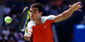 Carlos Alcaraz serve and volley